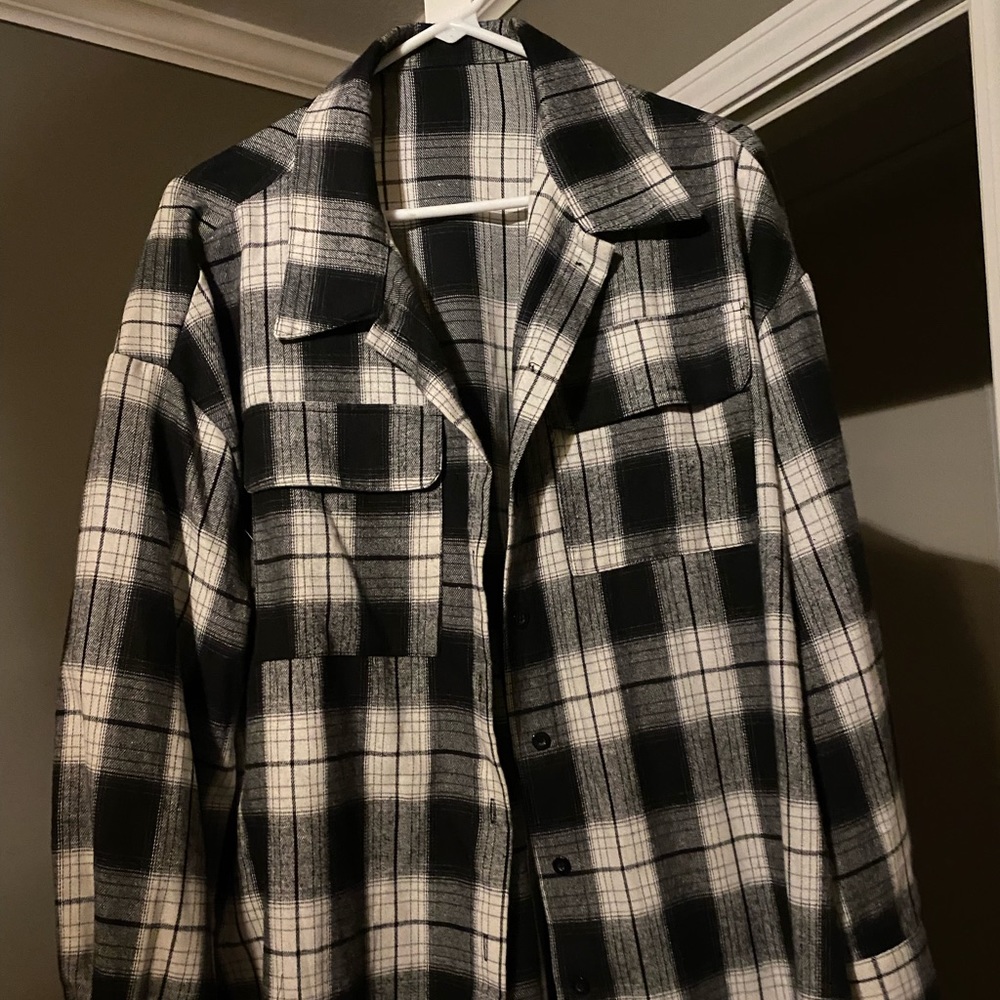 Shein over sized flannel black and cream